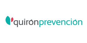 Logotipo de Quirón Prevención con gráfico verde azulado y rojo a la izquierda, presentando el texto "quirónprevención" en minúsculas con "quirón" en gris y "prevención" en verde azulado.