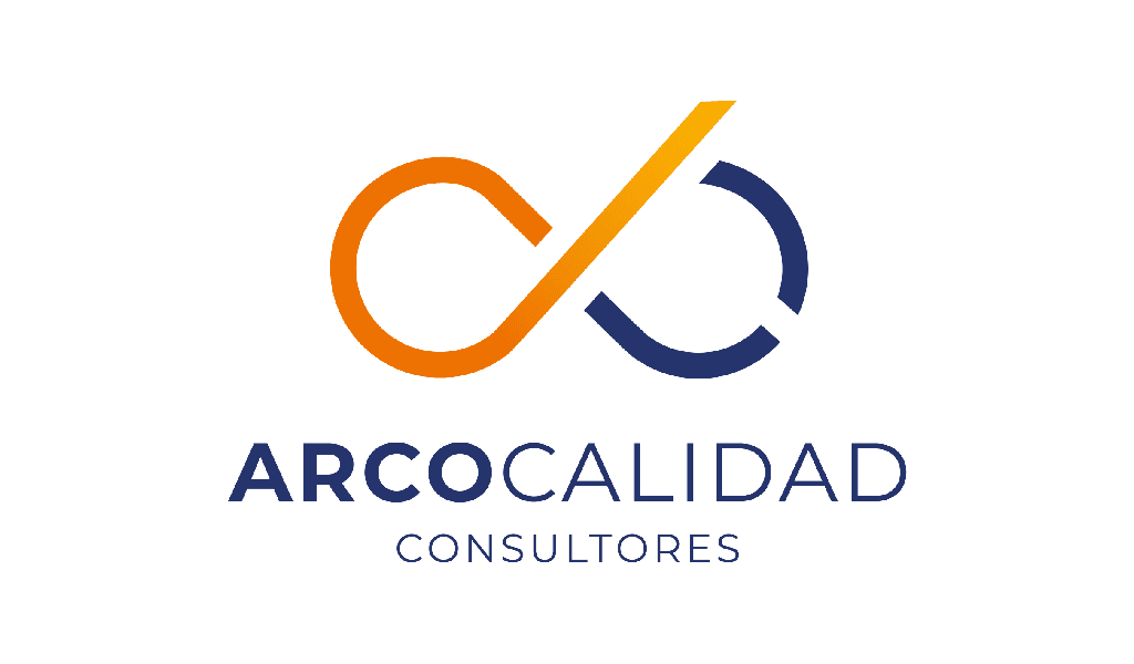 Logotipo de ArcoCalidad Consultores, también conocido como Arco calidad consultores, que presenta un símbolo de infinito entrelazado en naranja y azul sobre el nombre de la empresa en texto azul, que encarna la idea de sinergias.