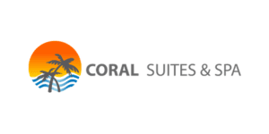 Logotipo de Coral Suites & Spa que presenta dos palmeras frente a una puesta de sol con olas azules y el texto "CORAL SUITES & SPA" sobre un fondo blanco. Perfecto para tu retiro de Job Dating 2023.