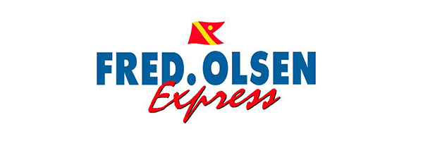 Logotipo de Fred. Olsen Express con el nombre de la empresa en texto azul y un ícono de bandera arriba. La palabra "Express" está escrita en cursiva roja, como en los materiales promocionales del Encuentro anual de RRHH 2018.