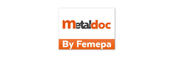 Logotipo con la palabra "metaldoc" en texto negro y naranja, encima de una pancarta naranja que dice "By Femepa" para el Encuentro anual de RRHH 2018.