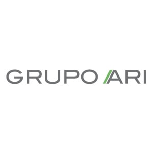 Logotipo de Grupo ARI, presenta el nombre de la empresa en letras mayúsculas de color gris con una franja verde diagonal integrada en la letra "A".