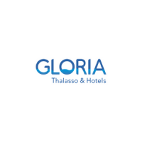 Logotipo de Gloria Thalasso & Hotels con el nombre de la empresa en texto azul sobre fondo blanco, exhibido con orgullo en Job Dating 2022.